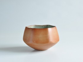 Stoneware bowl.